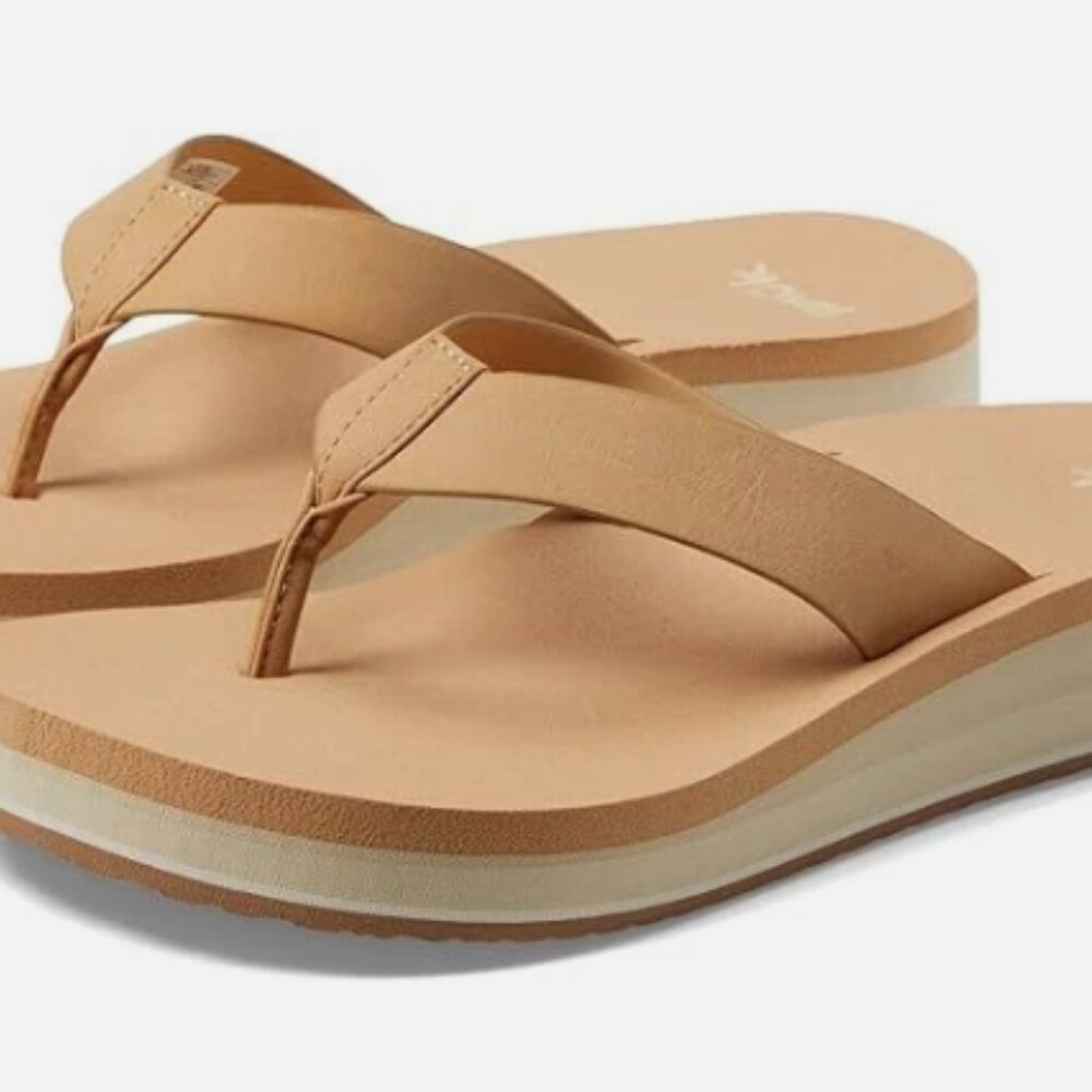 SANUK WOMENS SIZE 7 FLIP FLOP SANDAL HIGHLAND SOFT TOP 1127850 NWT